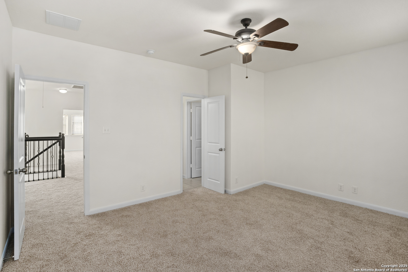 property viewer photo 22