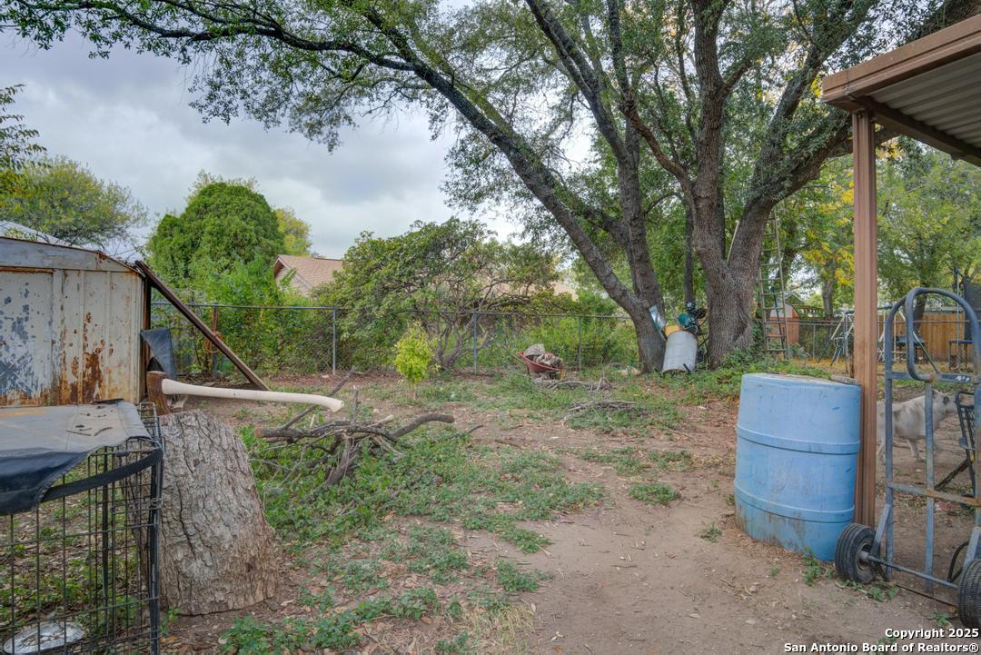 main property photo 17
