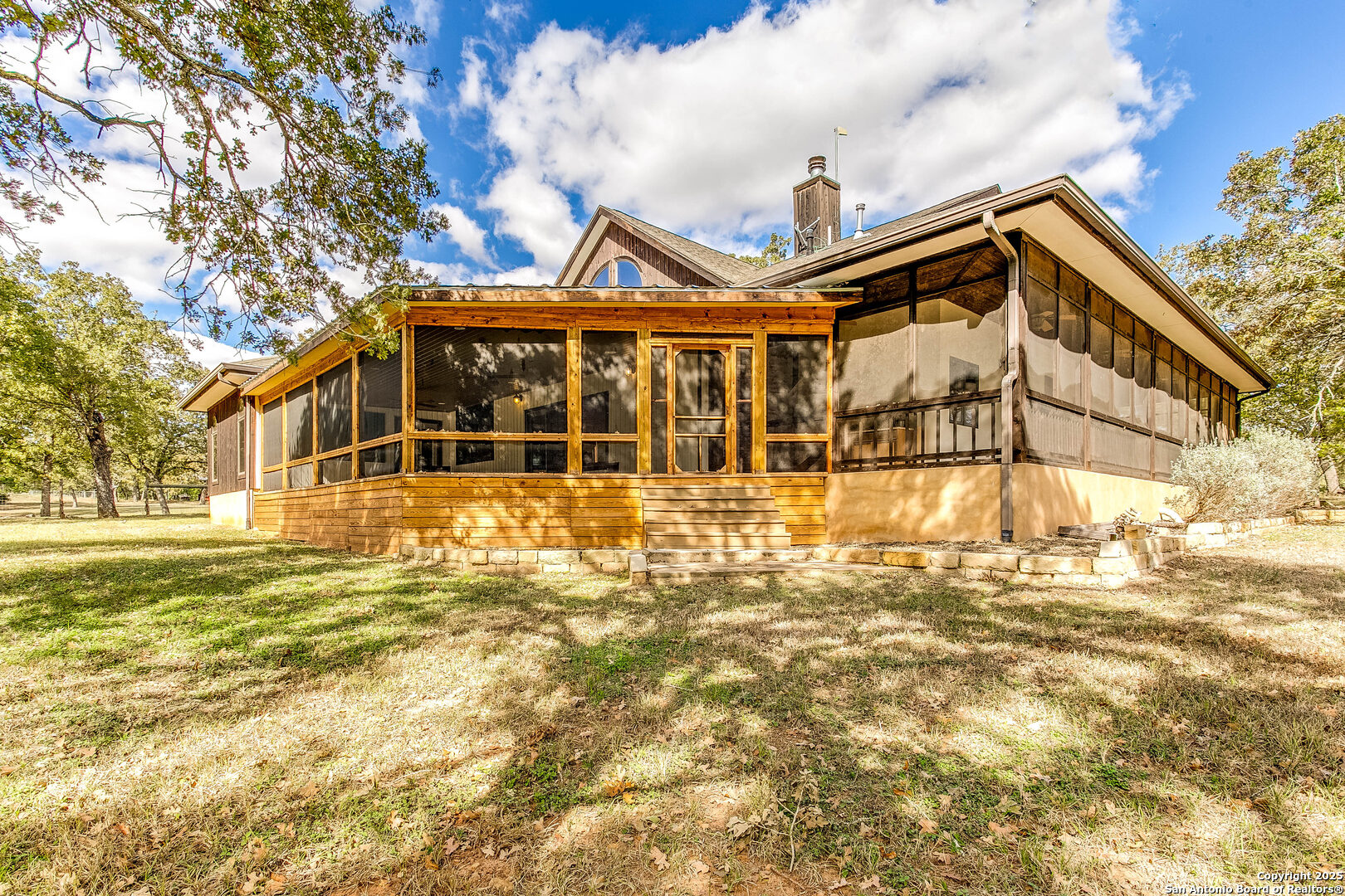 main property photo 27