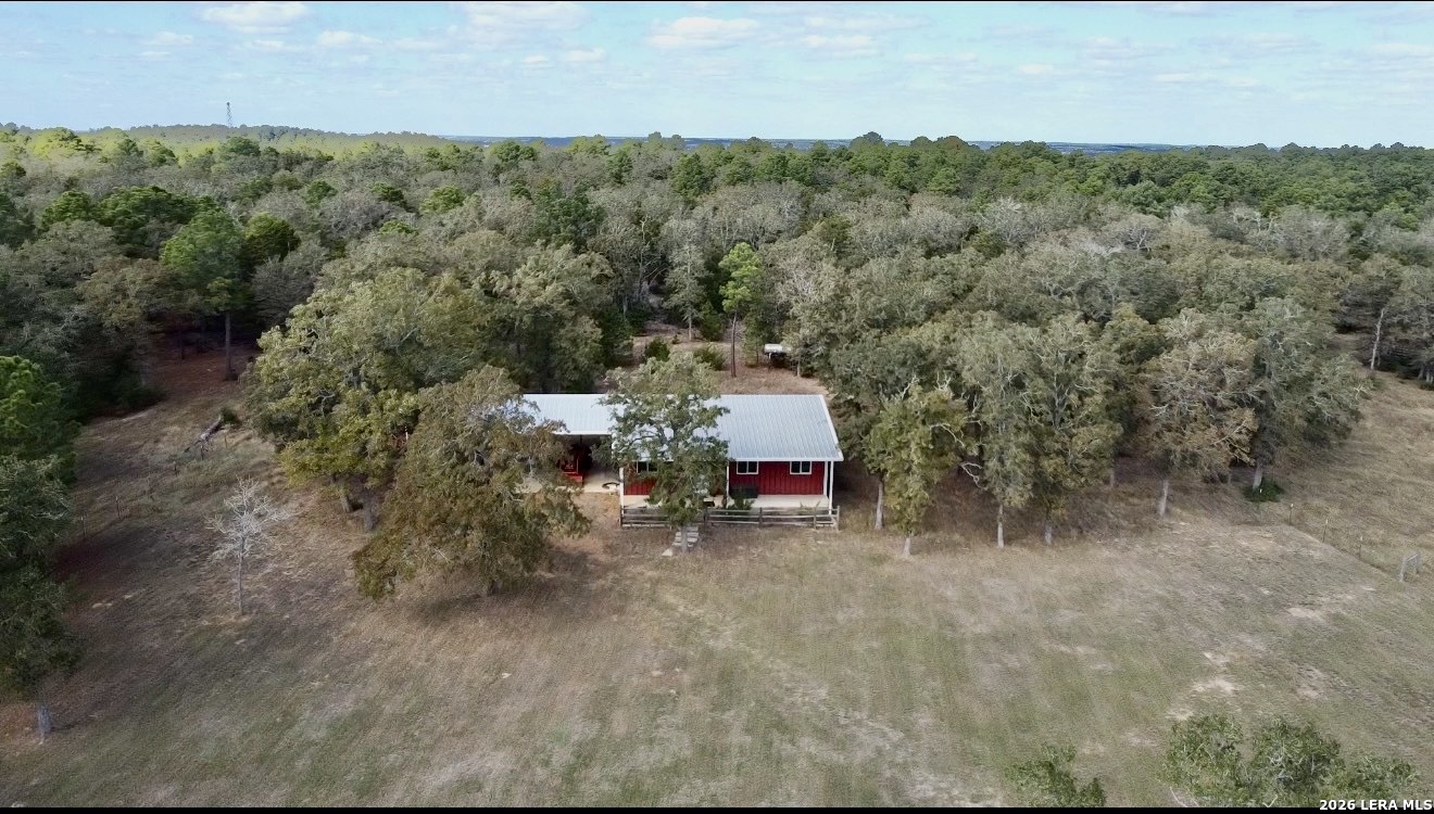 main property photo 40