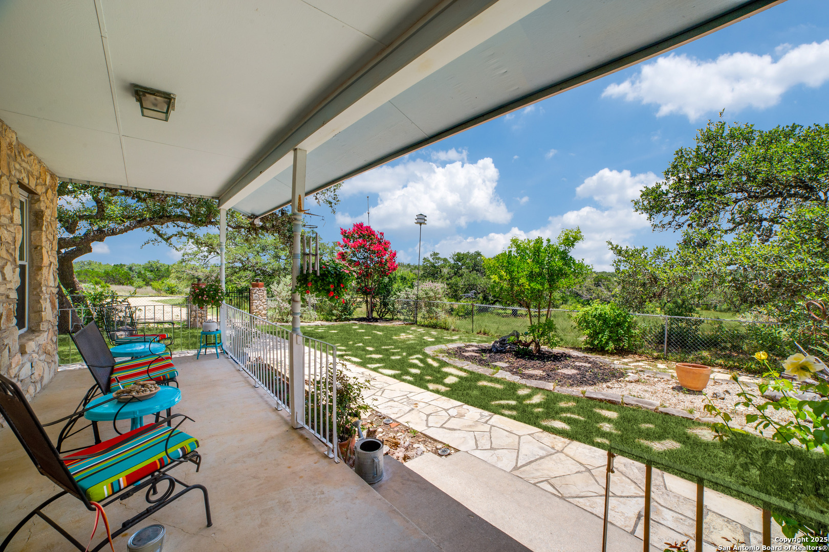 main property photo 22