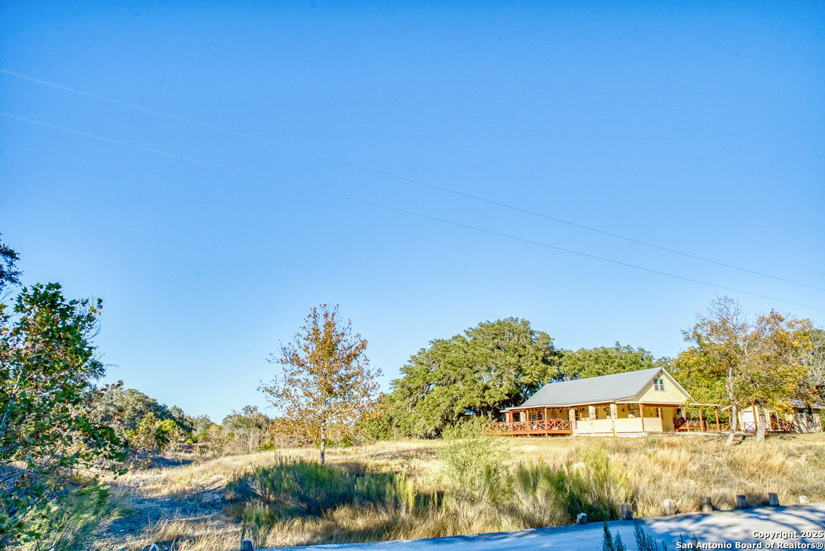 main property photo 45