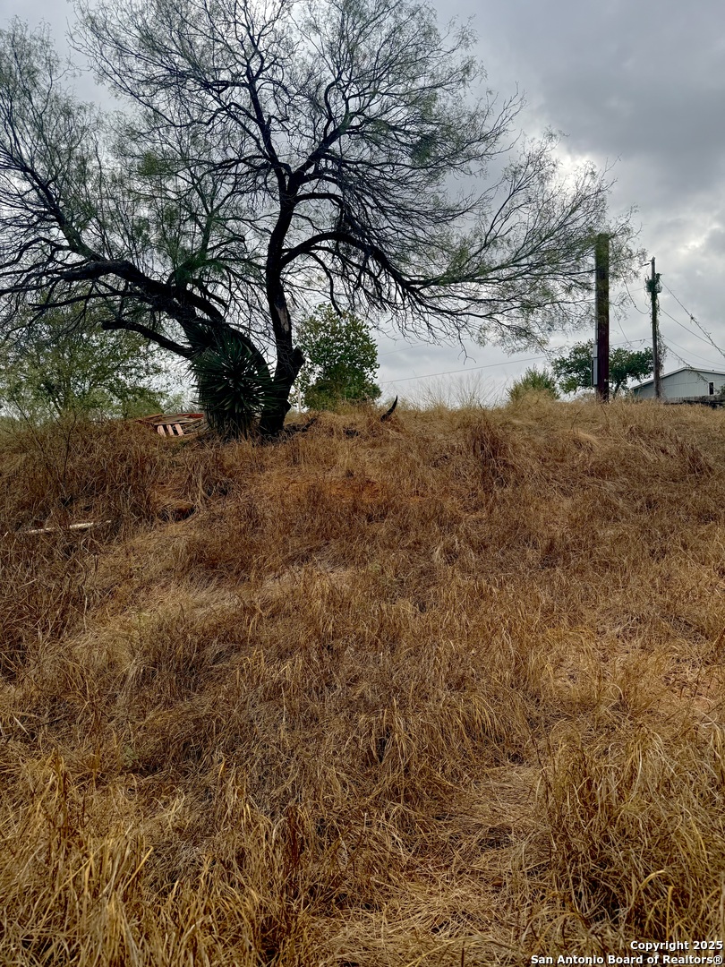 main property photo 7