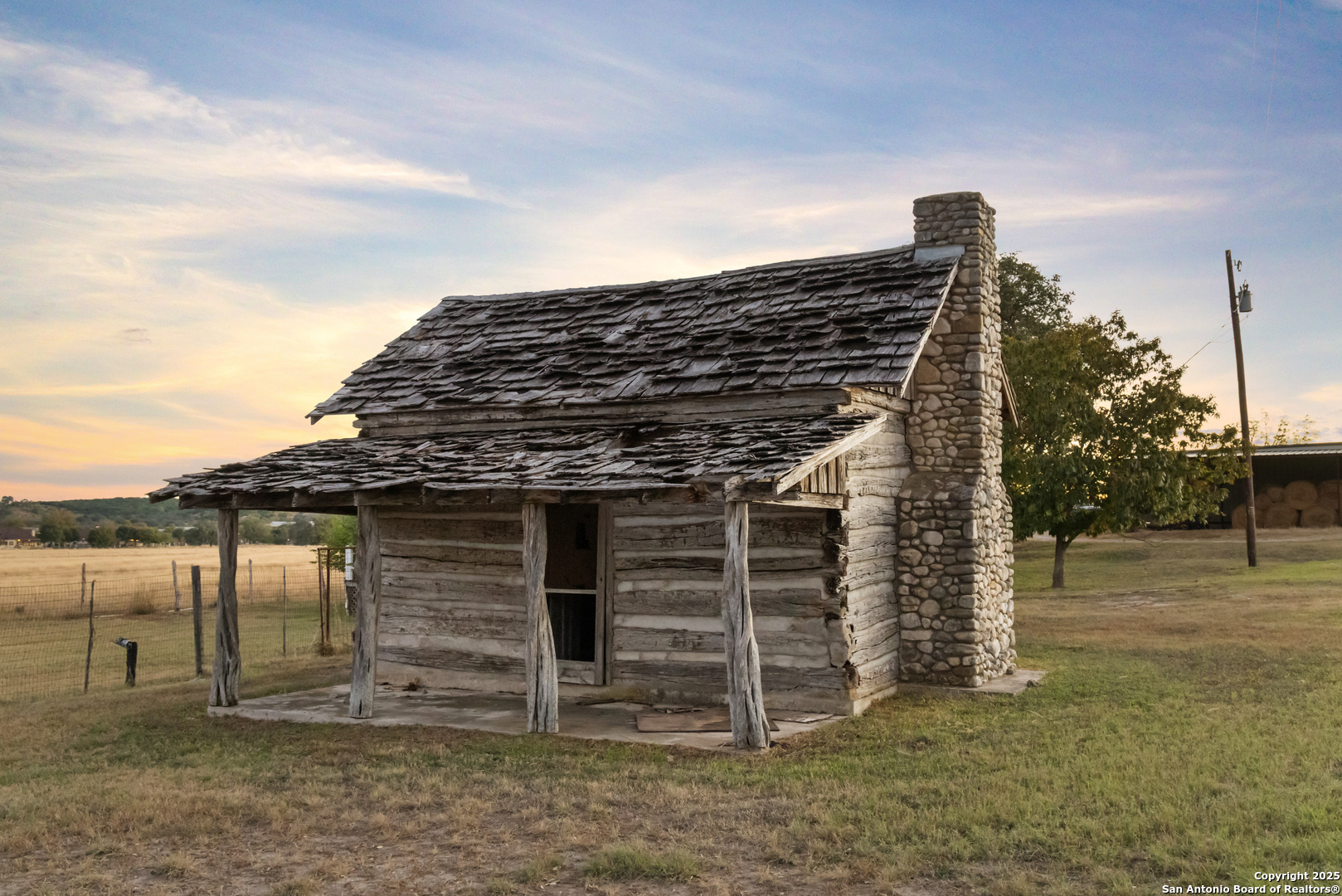 main property photo 48