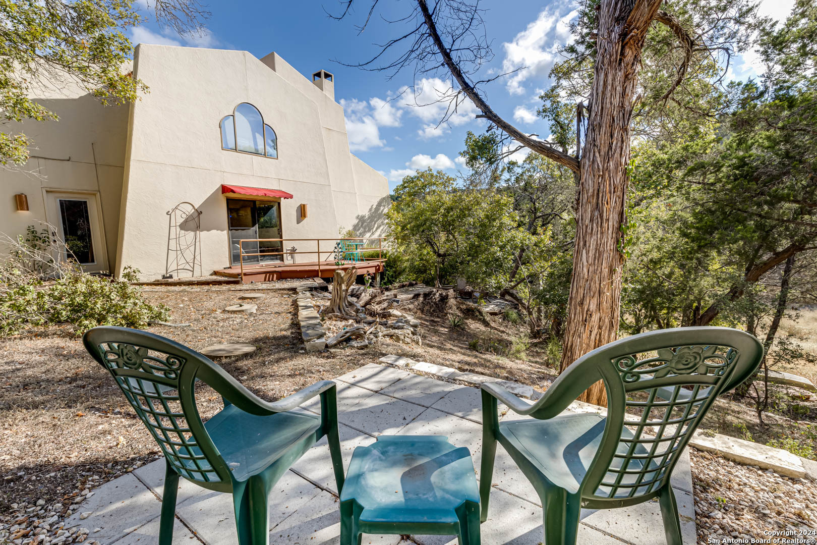 main property photo 36