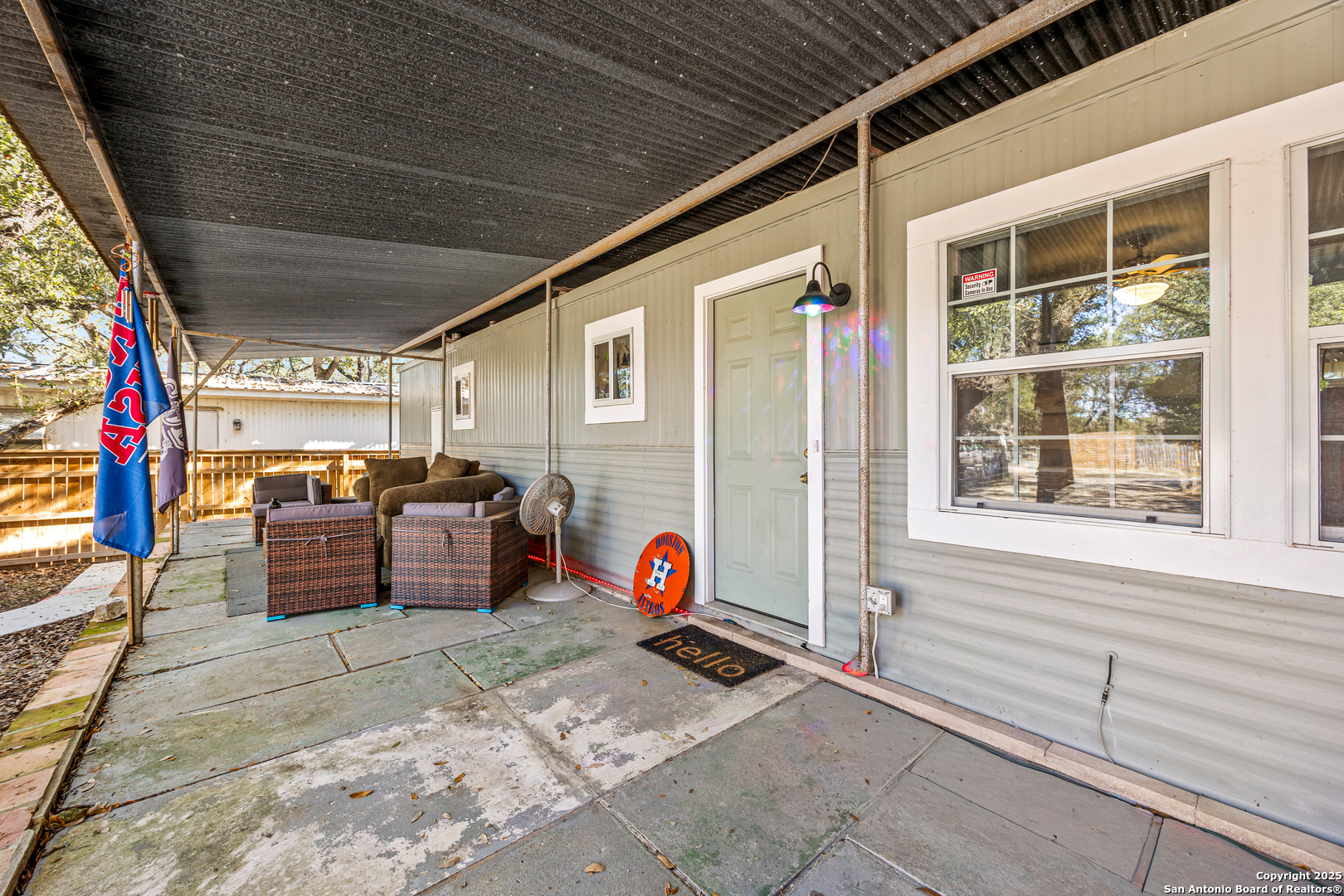 main property photo 25