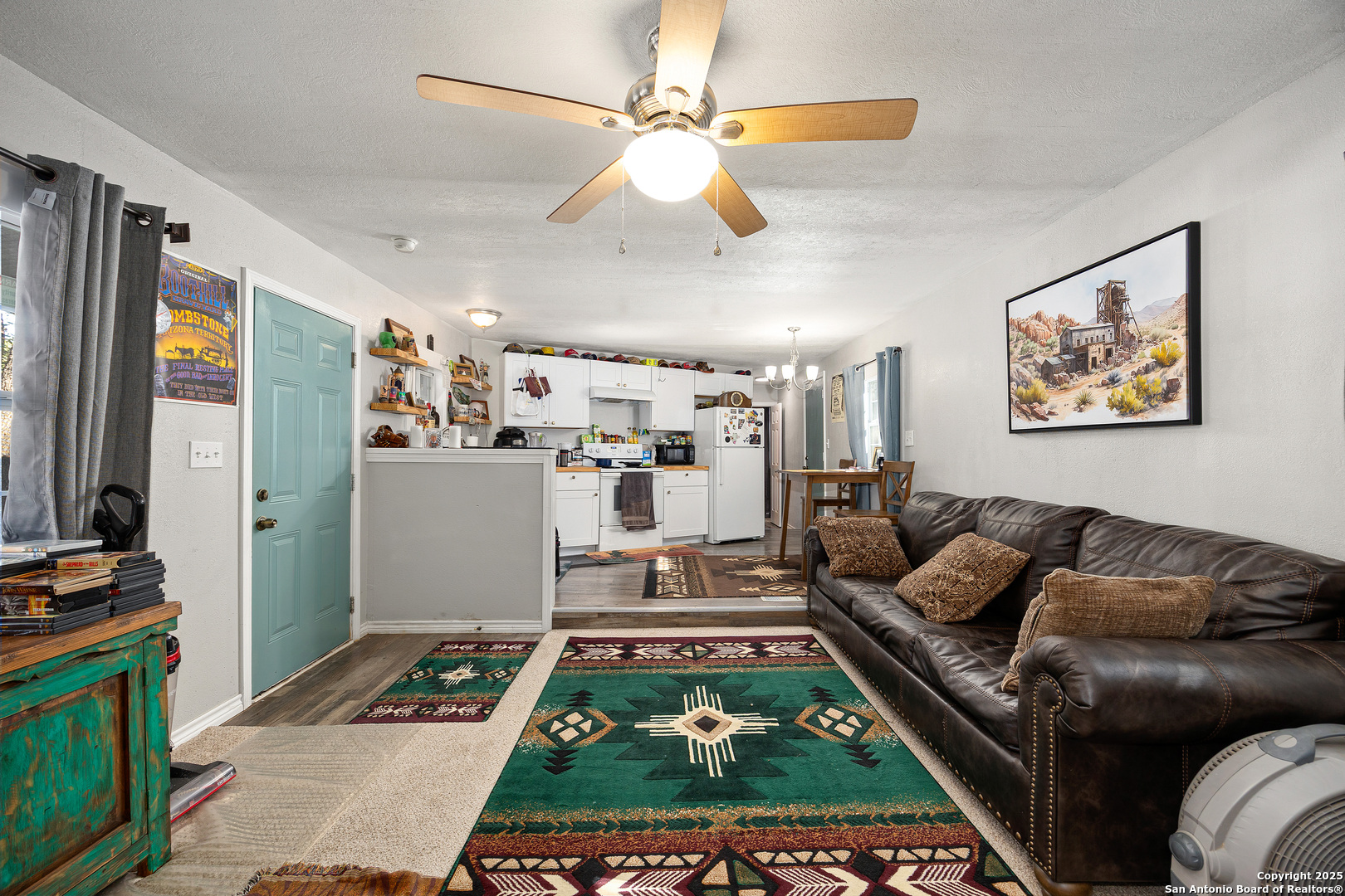 main property photo 3