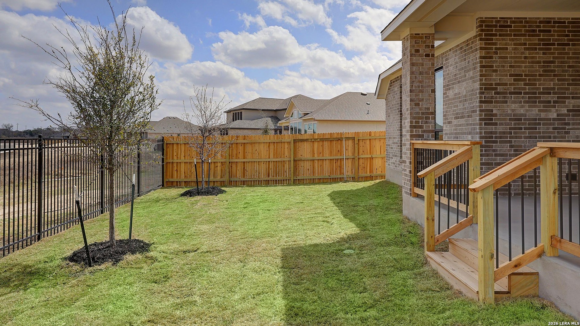 main property photo 6
