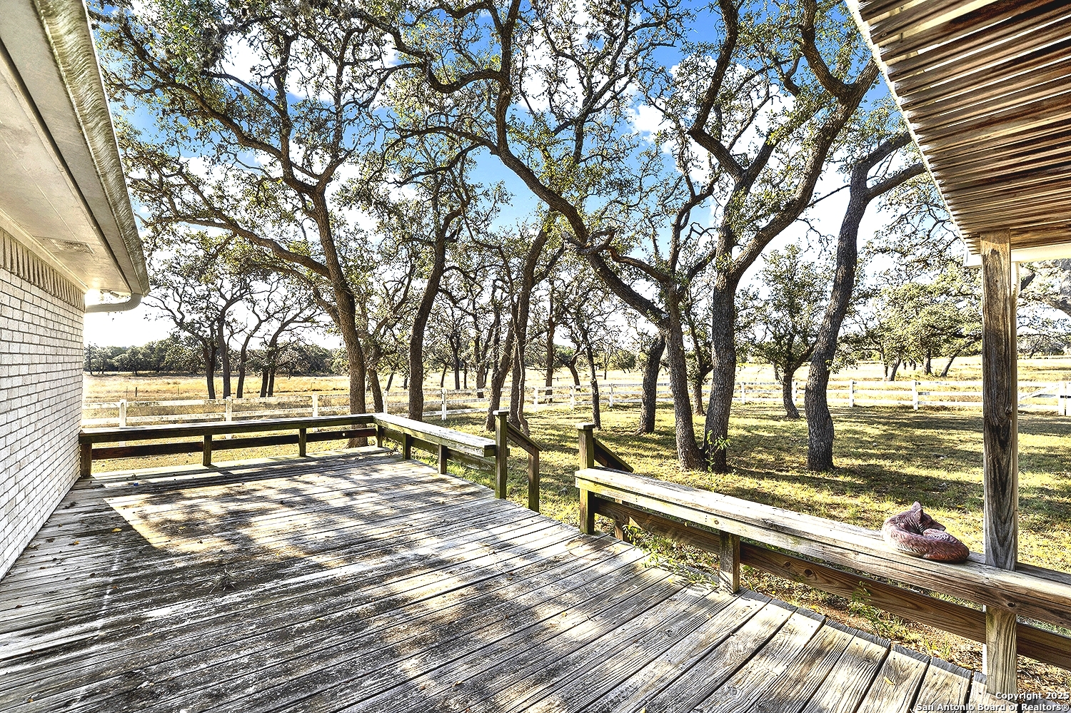 main property photo 18