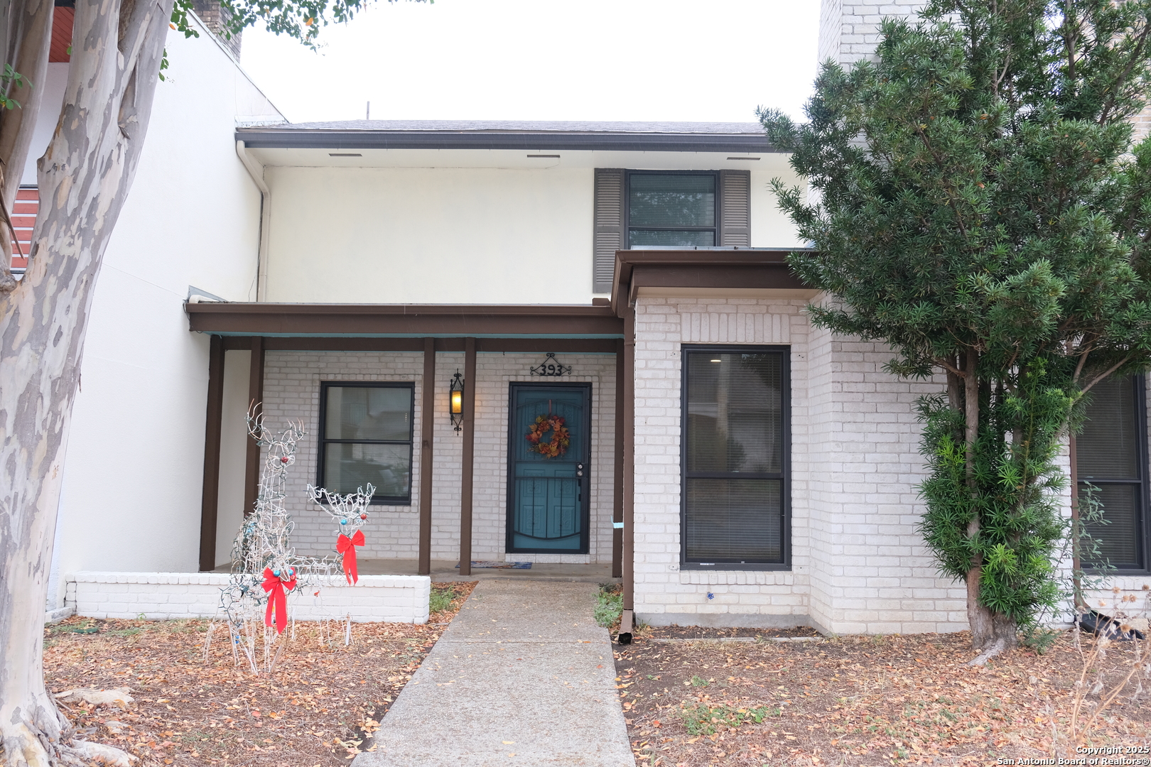 main property photo 41