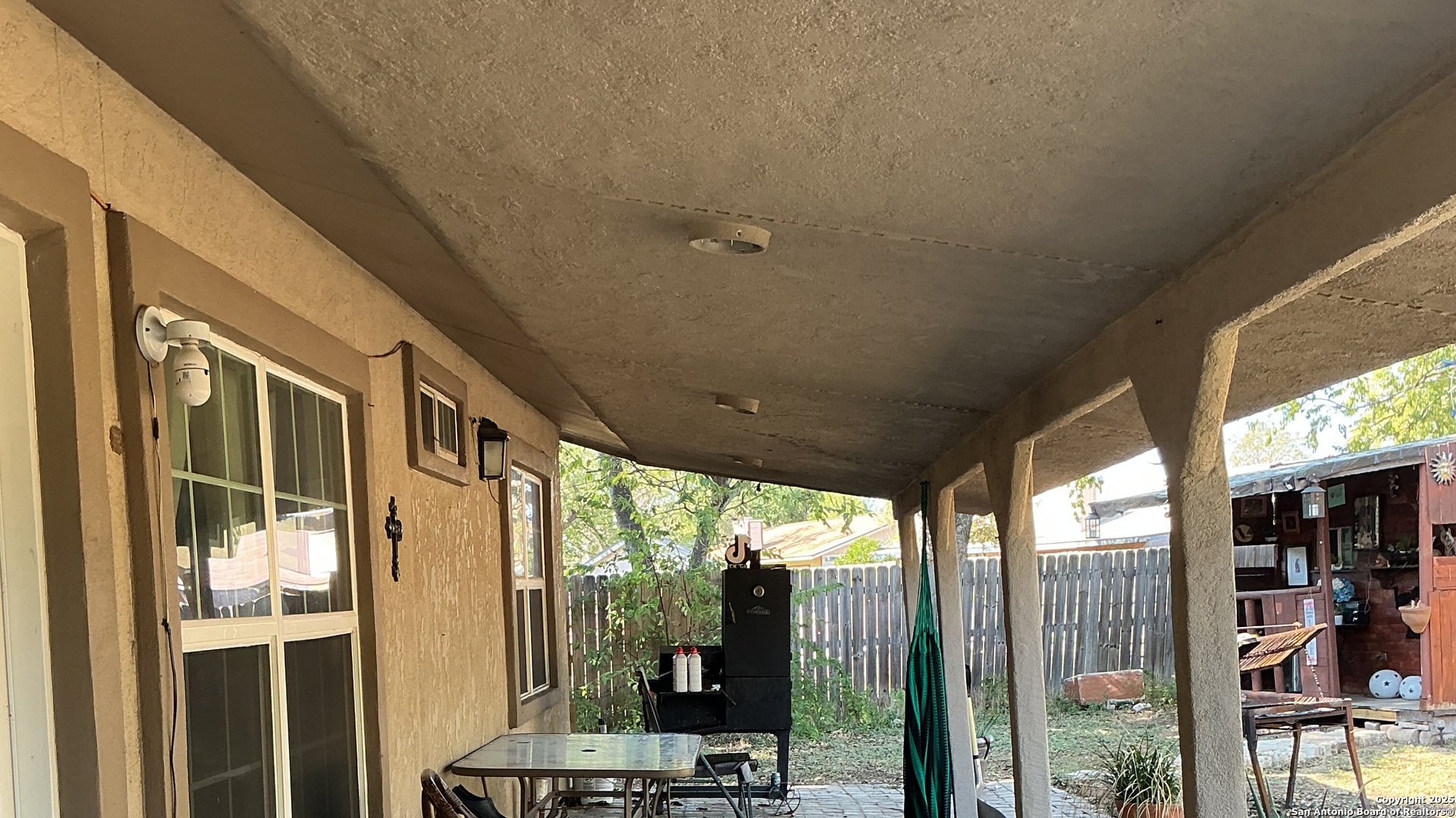 main property photo 29