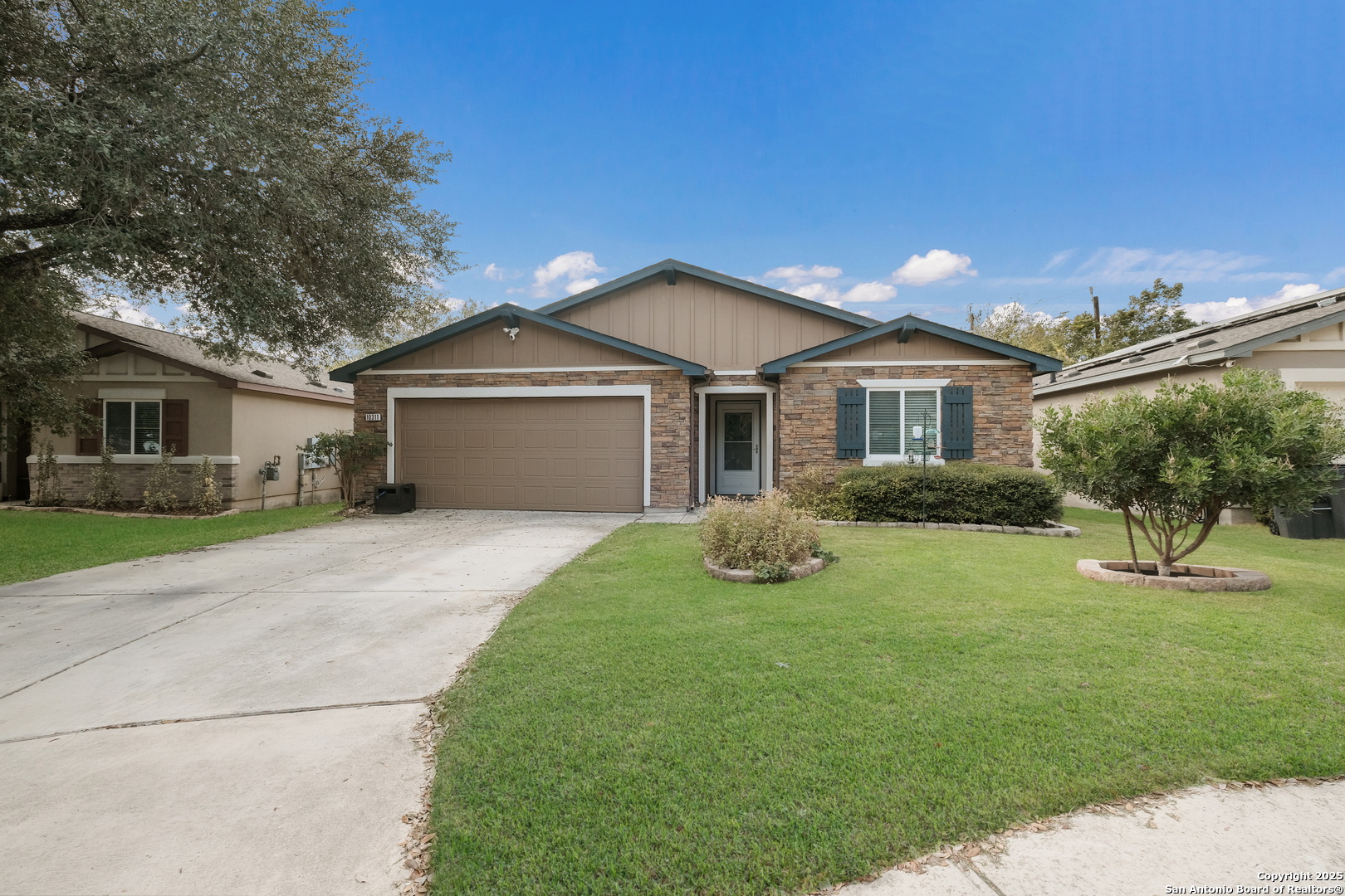property viewer photo 1