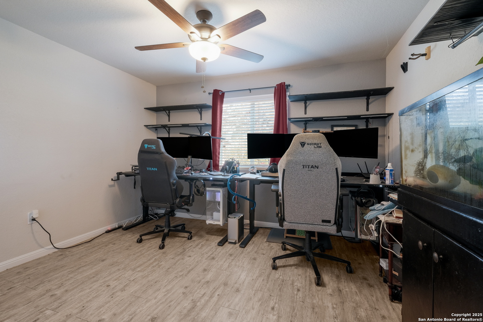property viewer photo 14