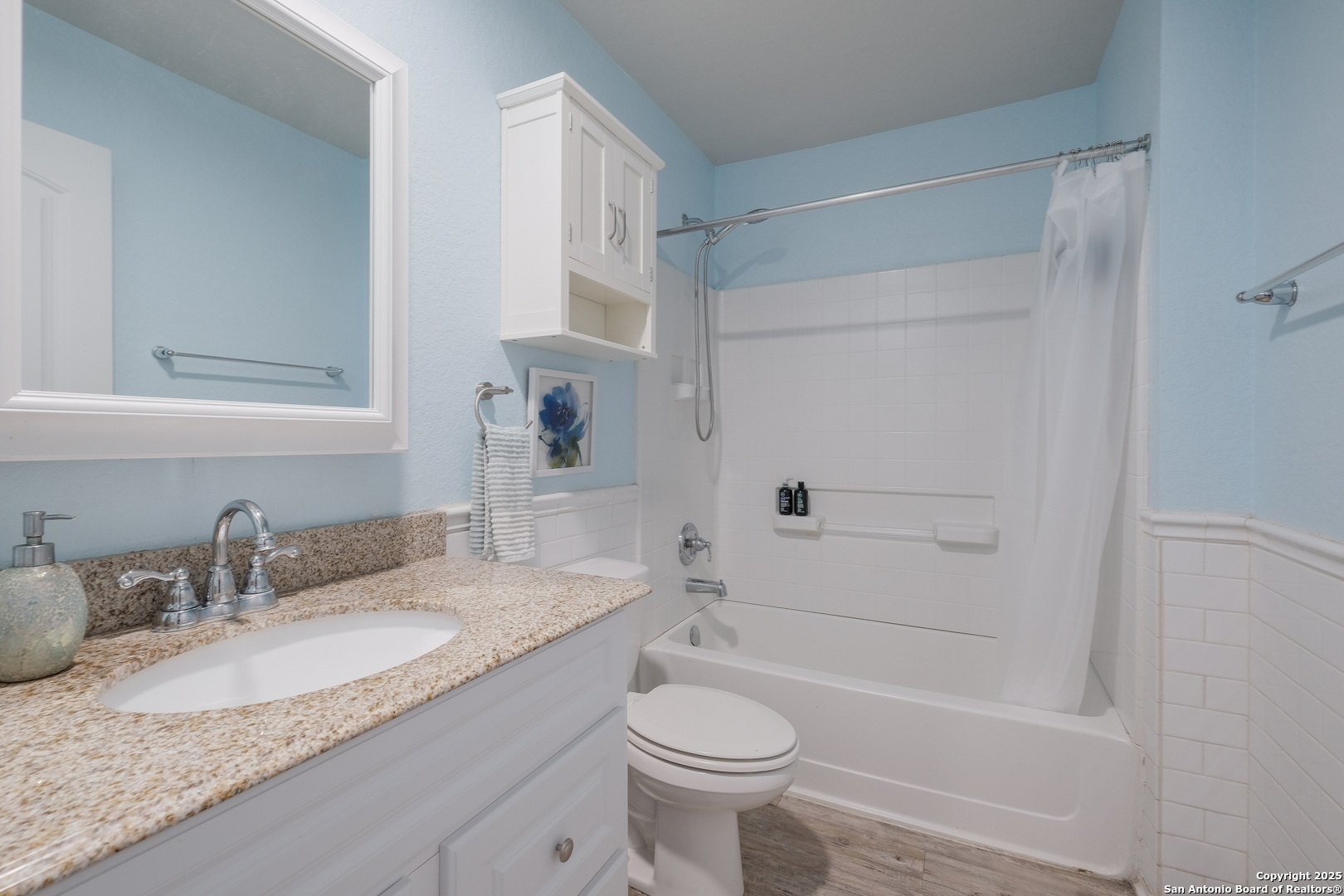 property viewer photo 15
