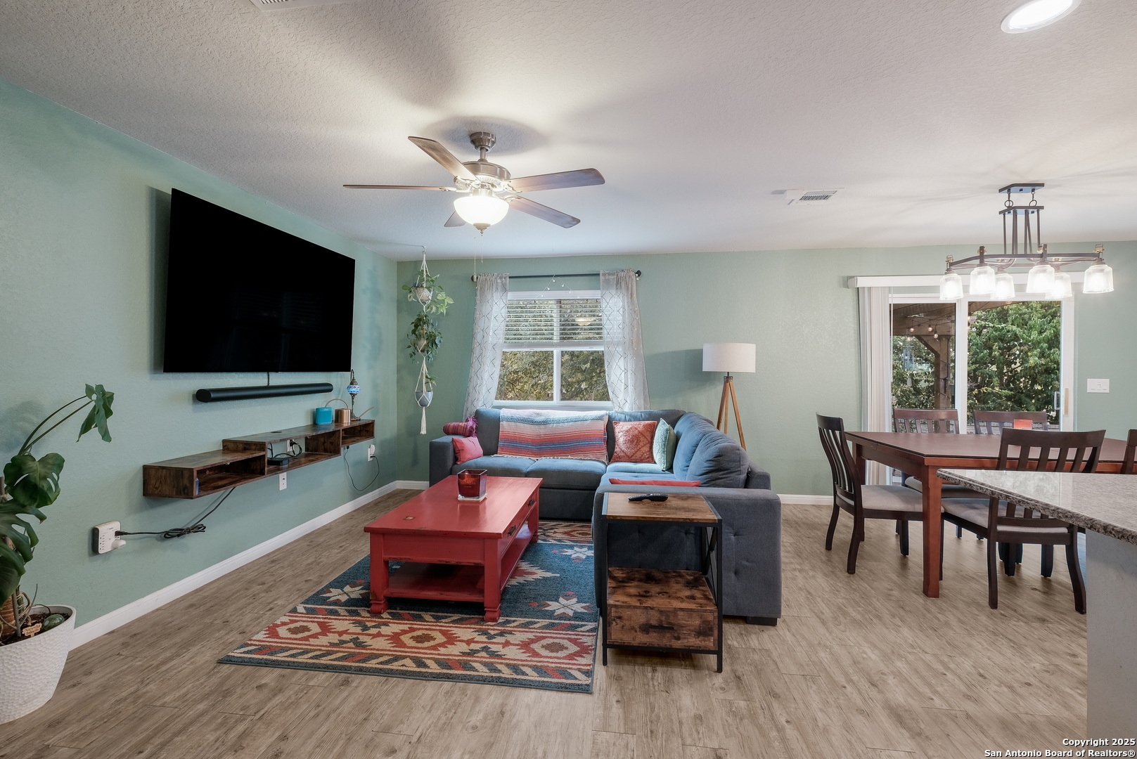 property viewer photo 17