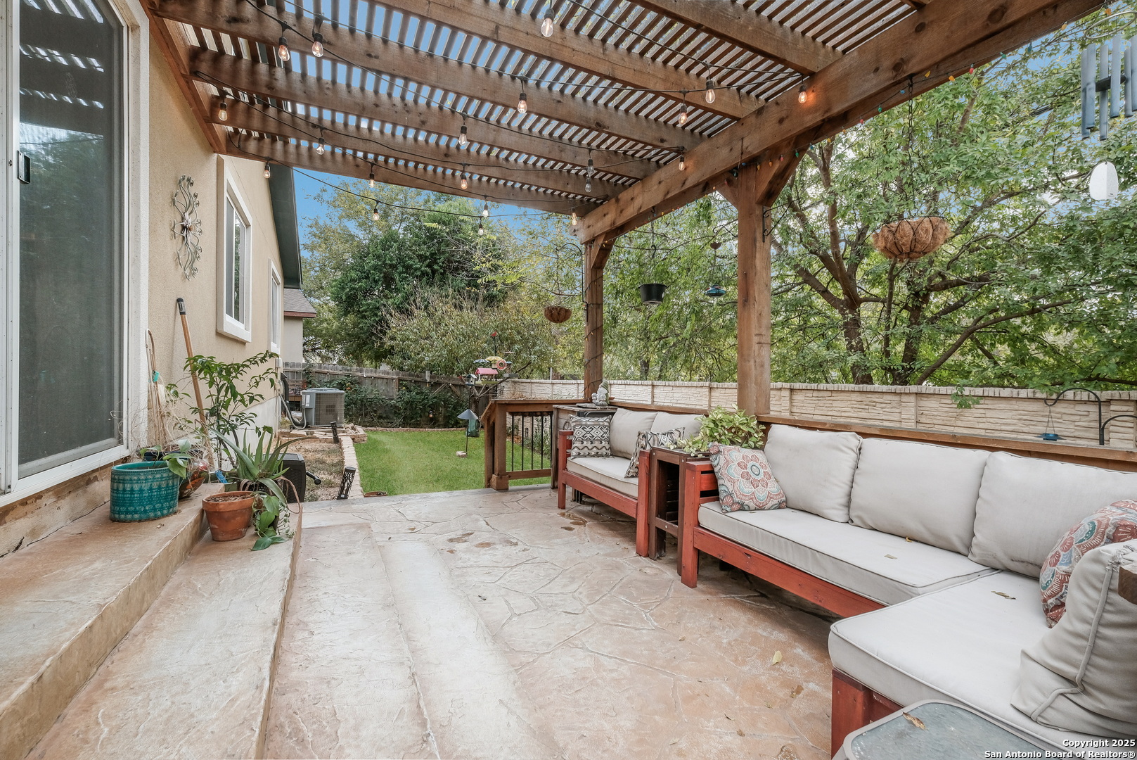 property viewer photo 20