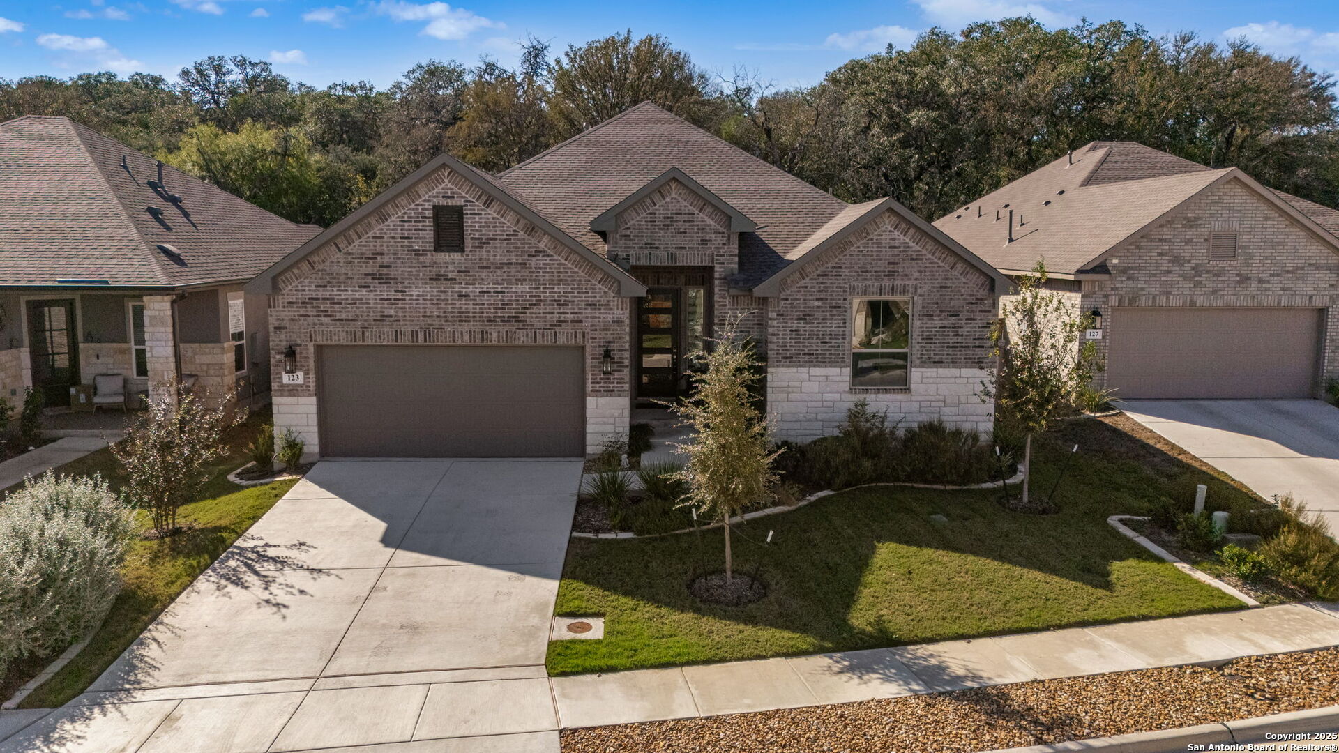 property viewer photo 31