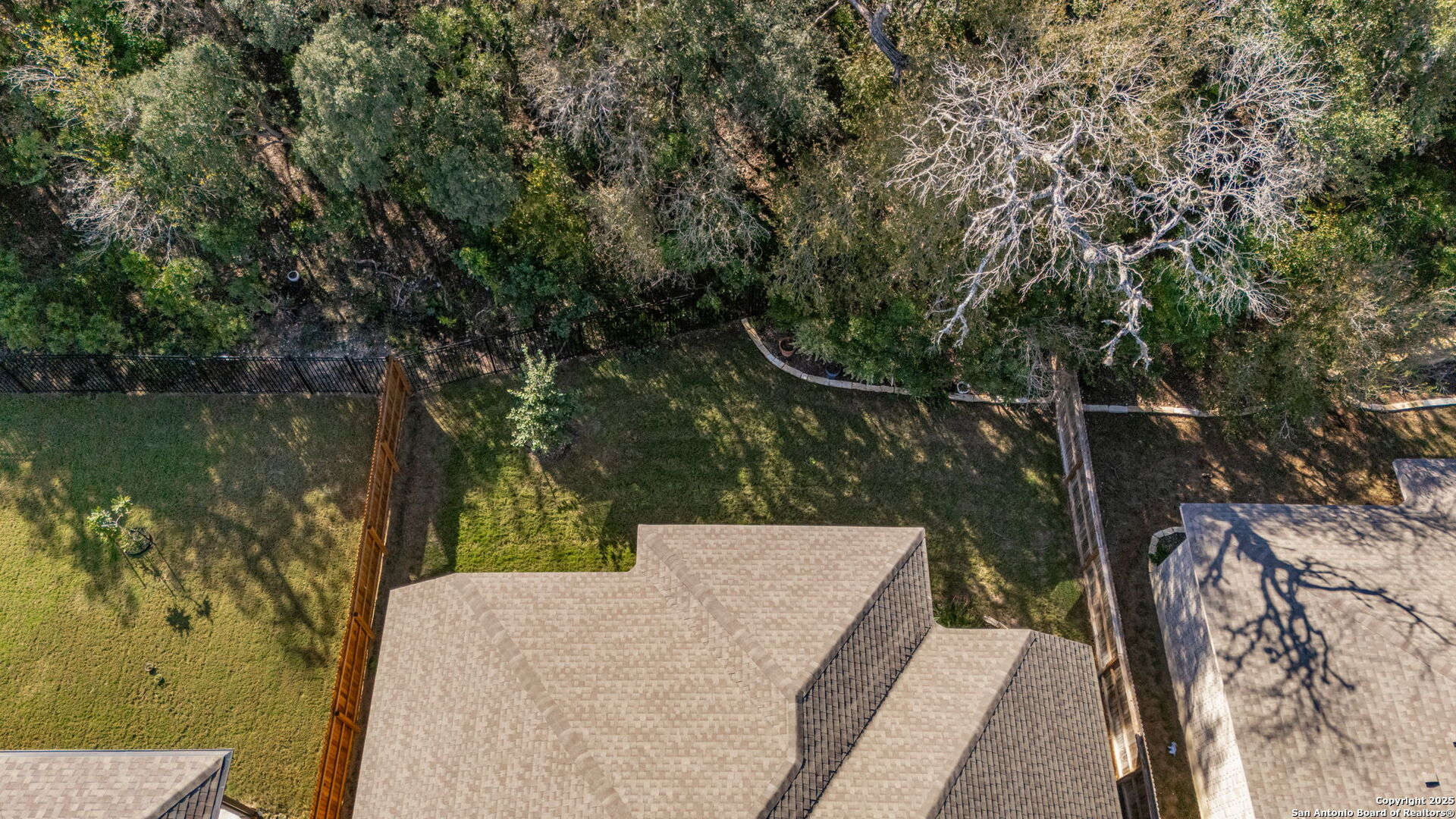 property viewer photo 32