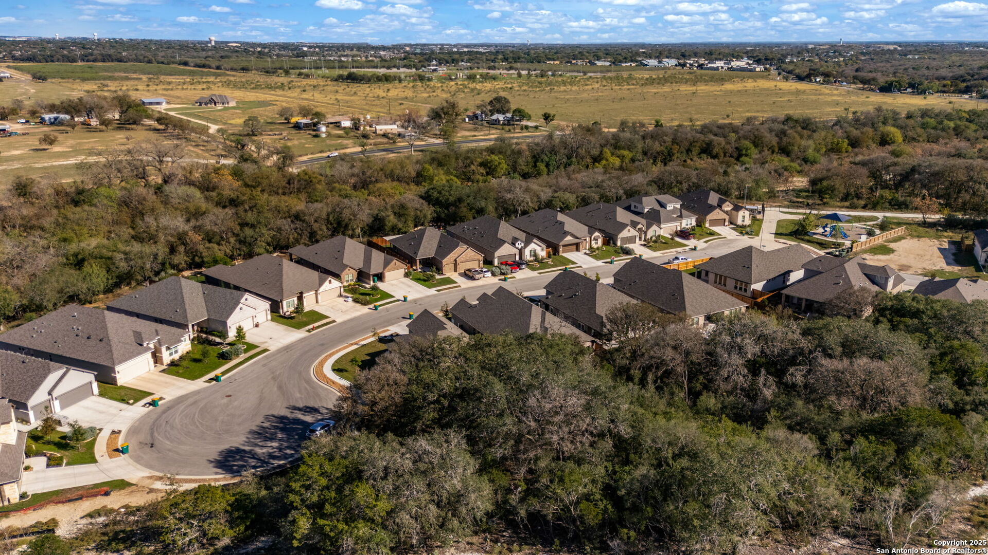 property viewer photo 36