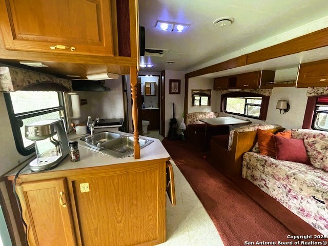 property viewer photo 12