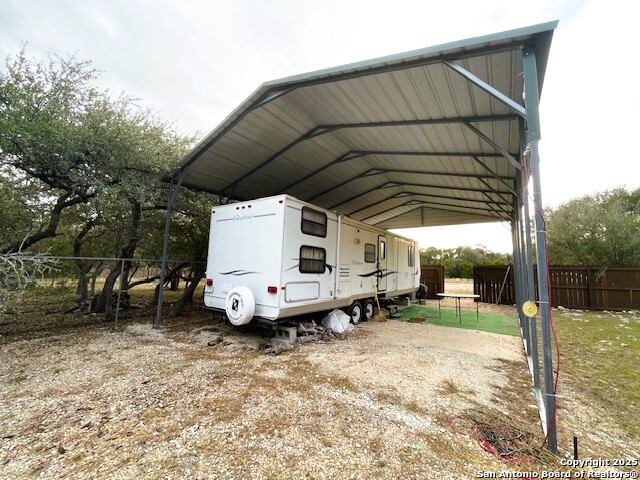 property viewer photo 15