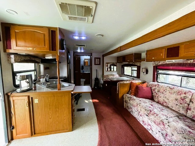 property viewer photo 16
