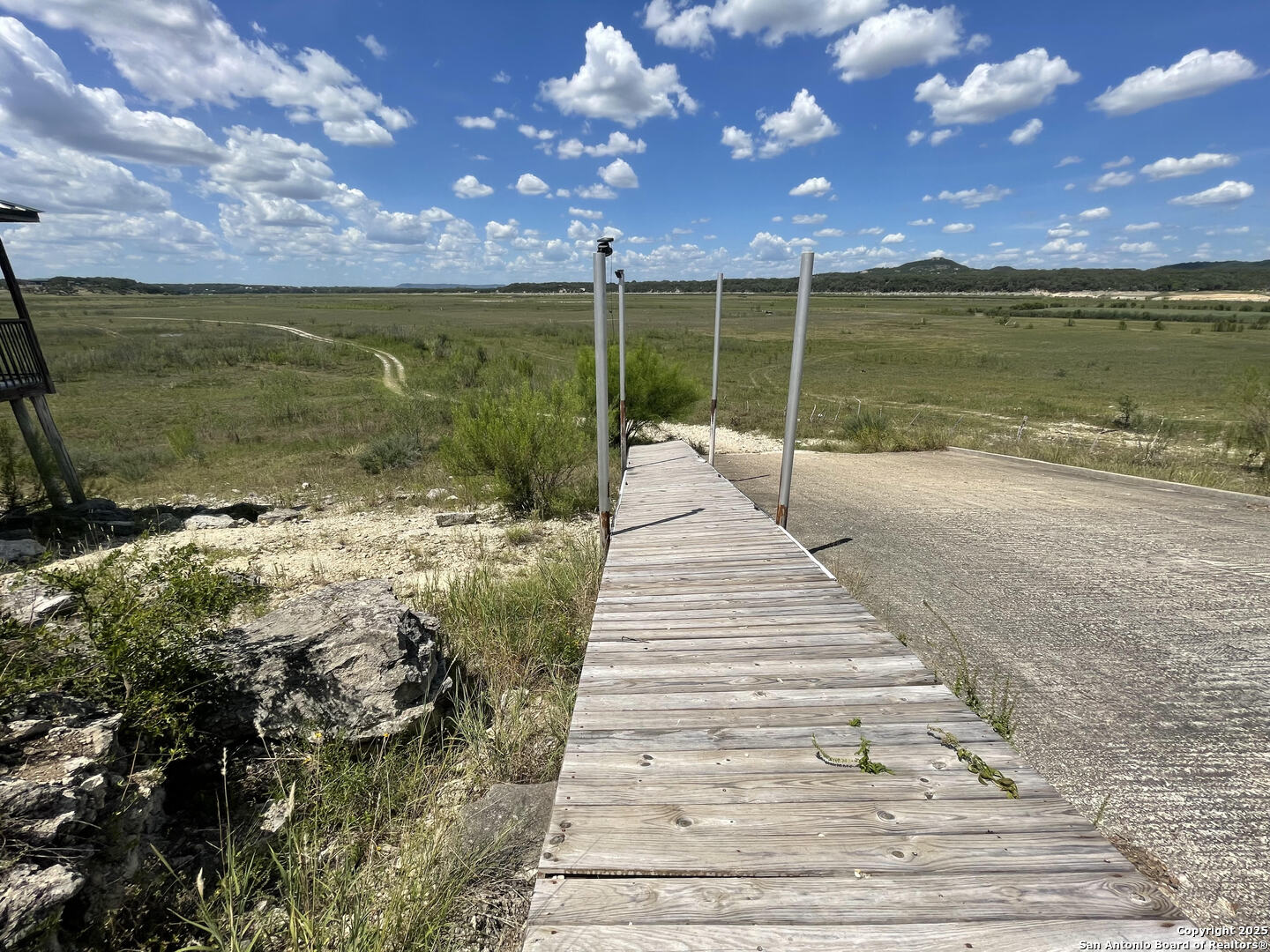 property viewer photo 27