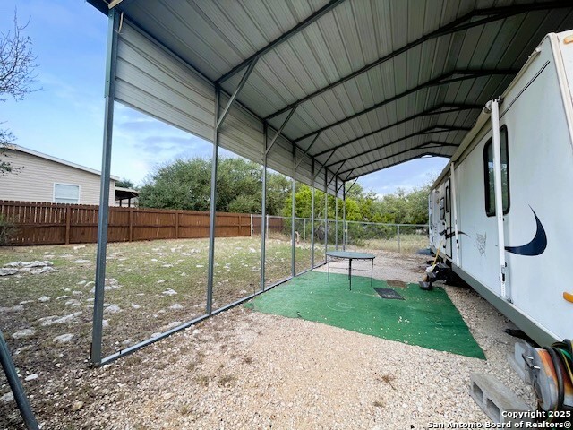 property viewer photo 4