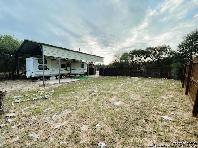 property viewer photo 6