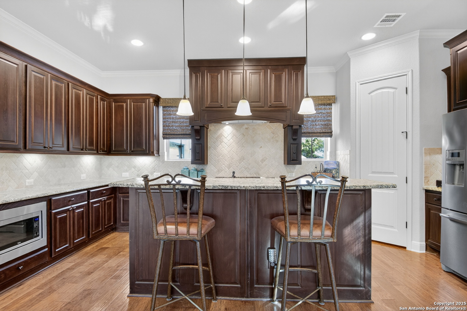 property viewer photo 10