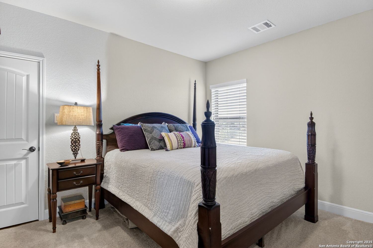 property viewer photo 40