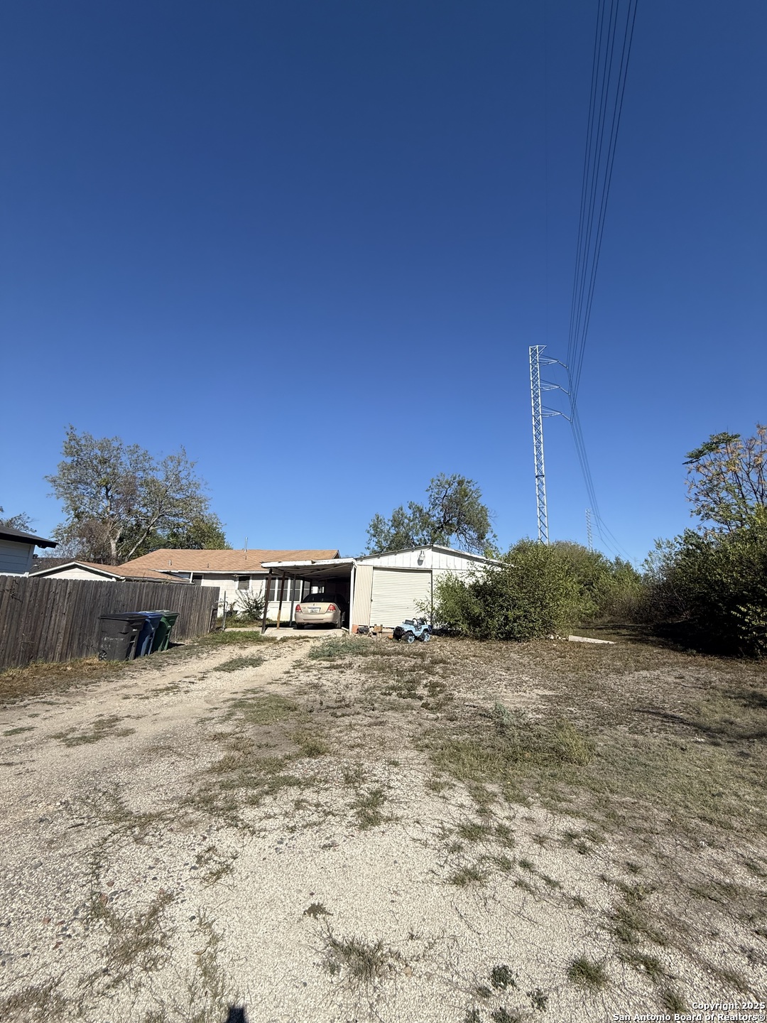 main property photo 6
