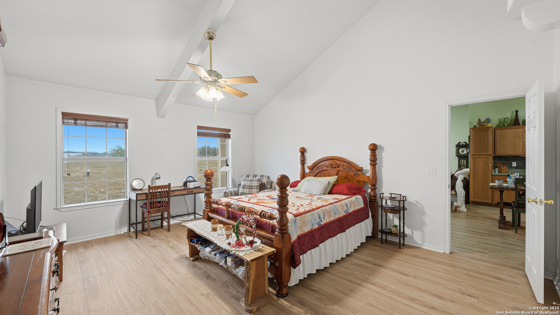 main property photo 17
