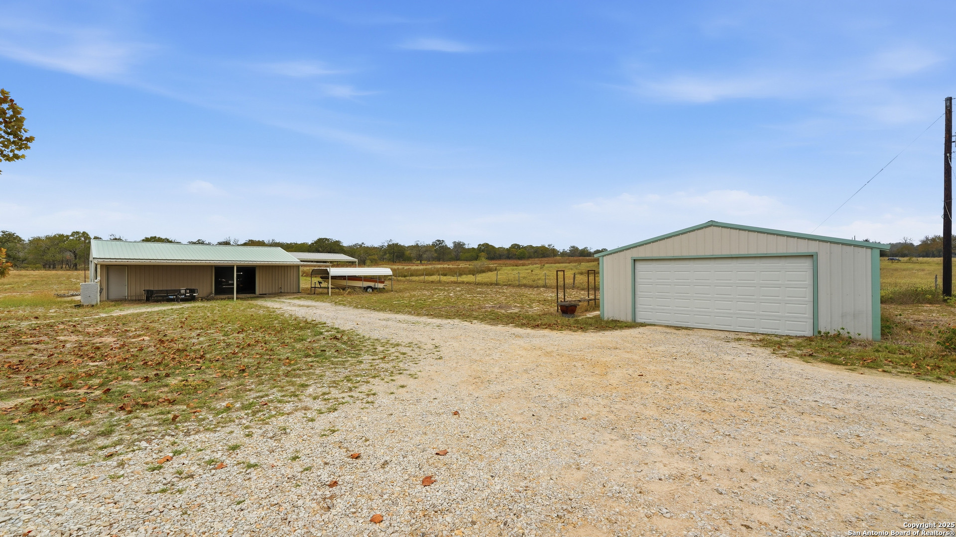 main property photo 35