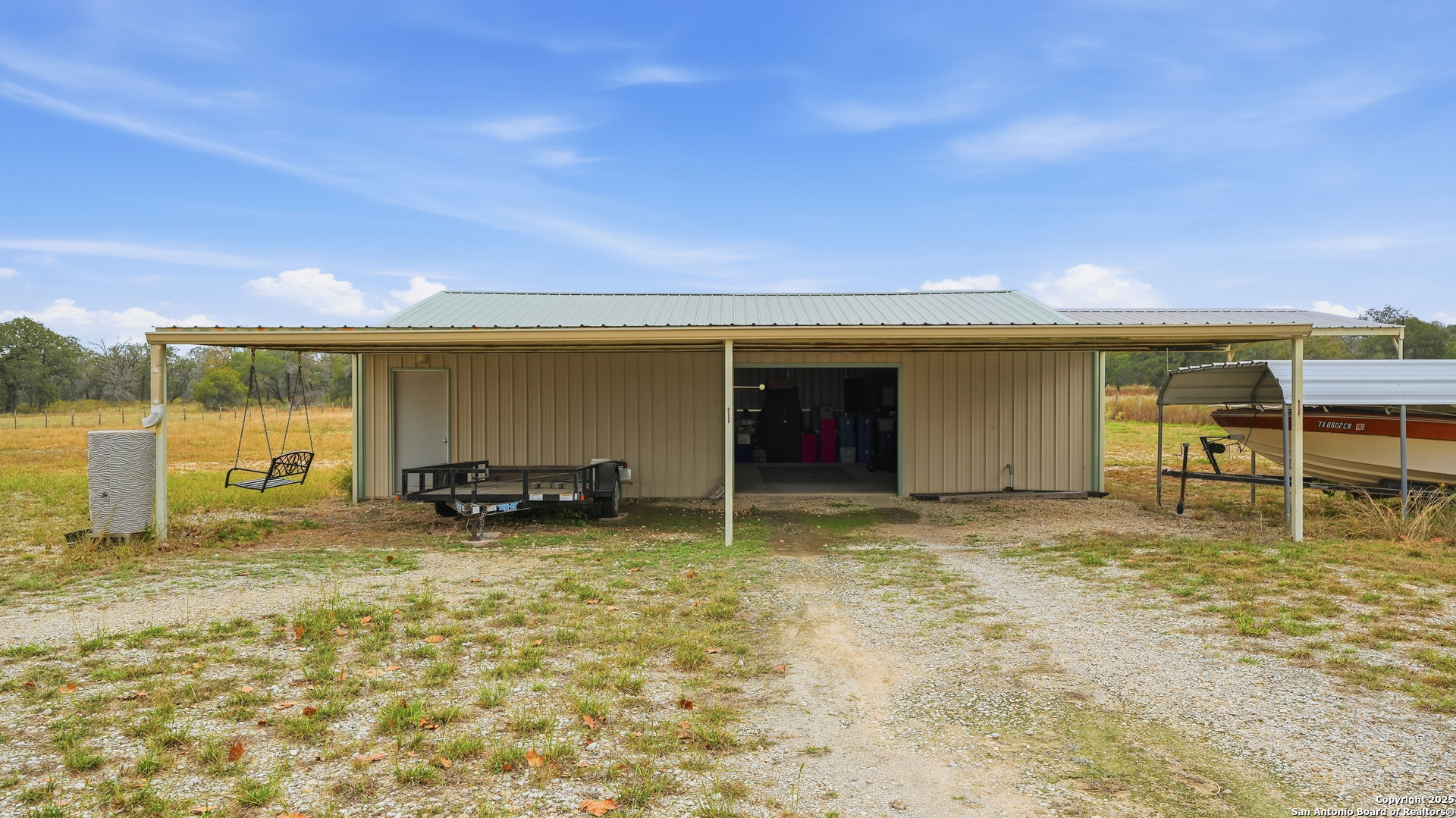 main property photo 36