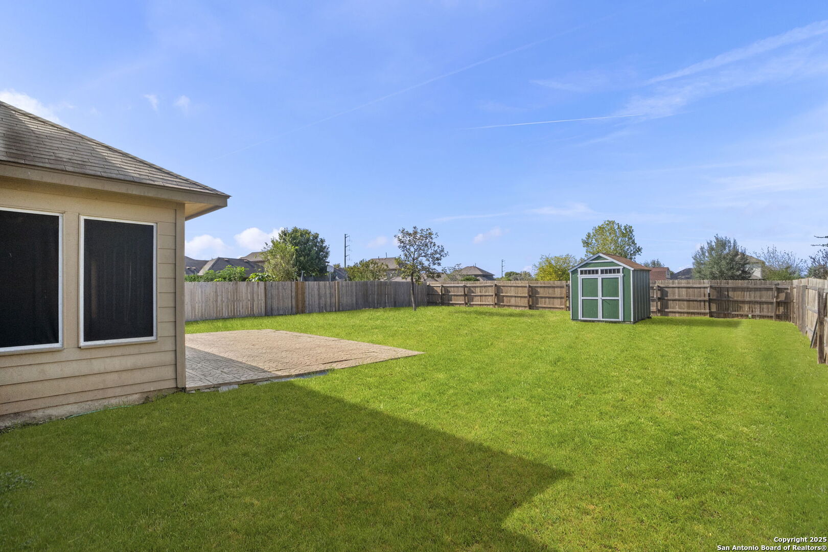 main property photo 28