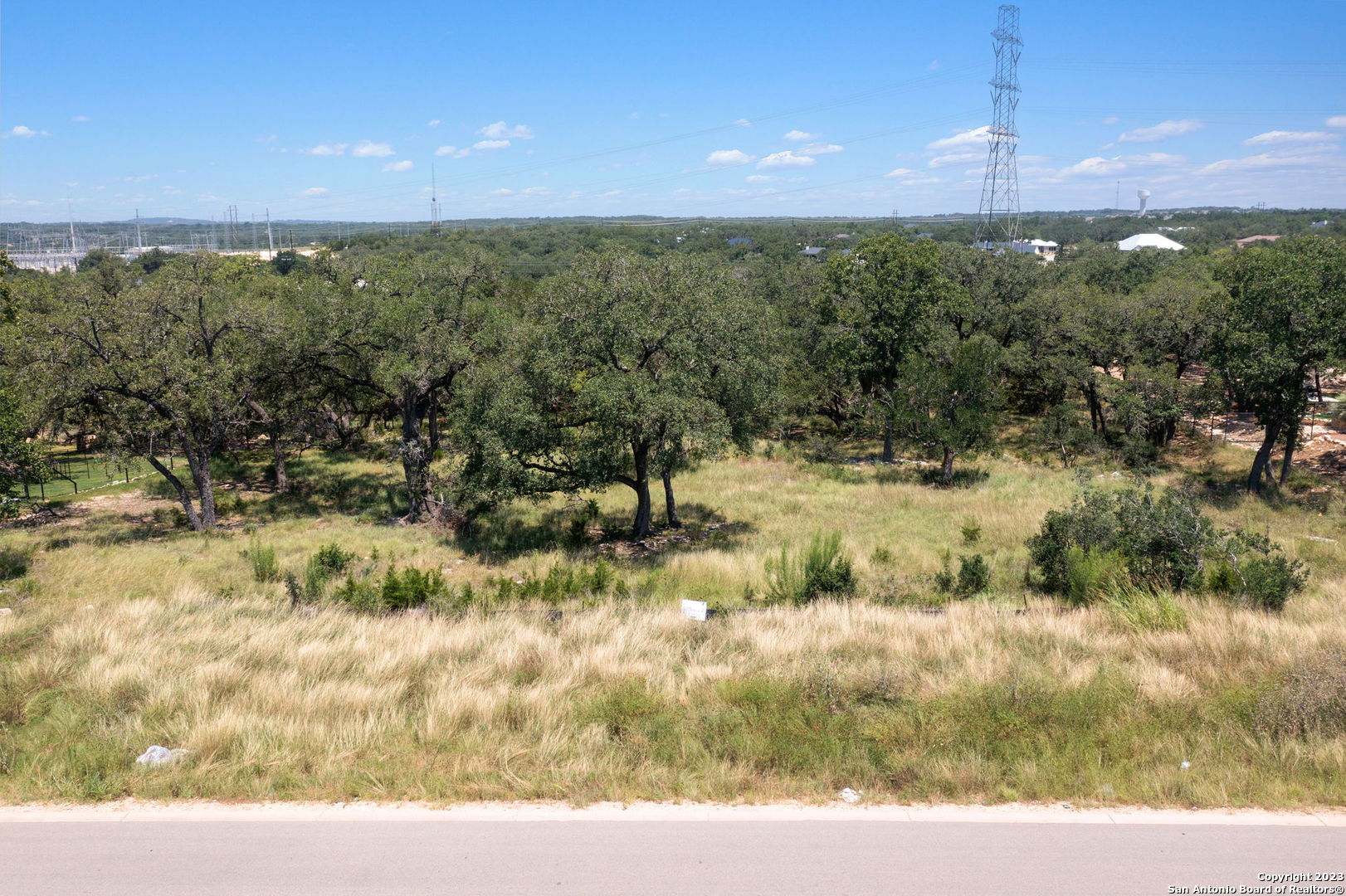 main property photo 9