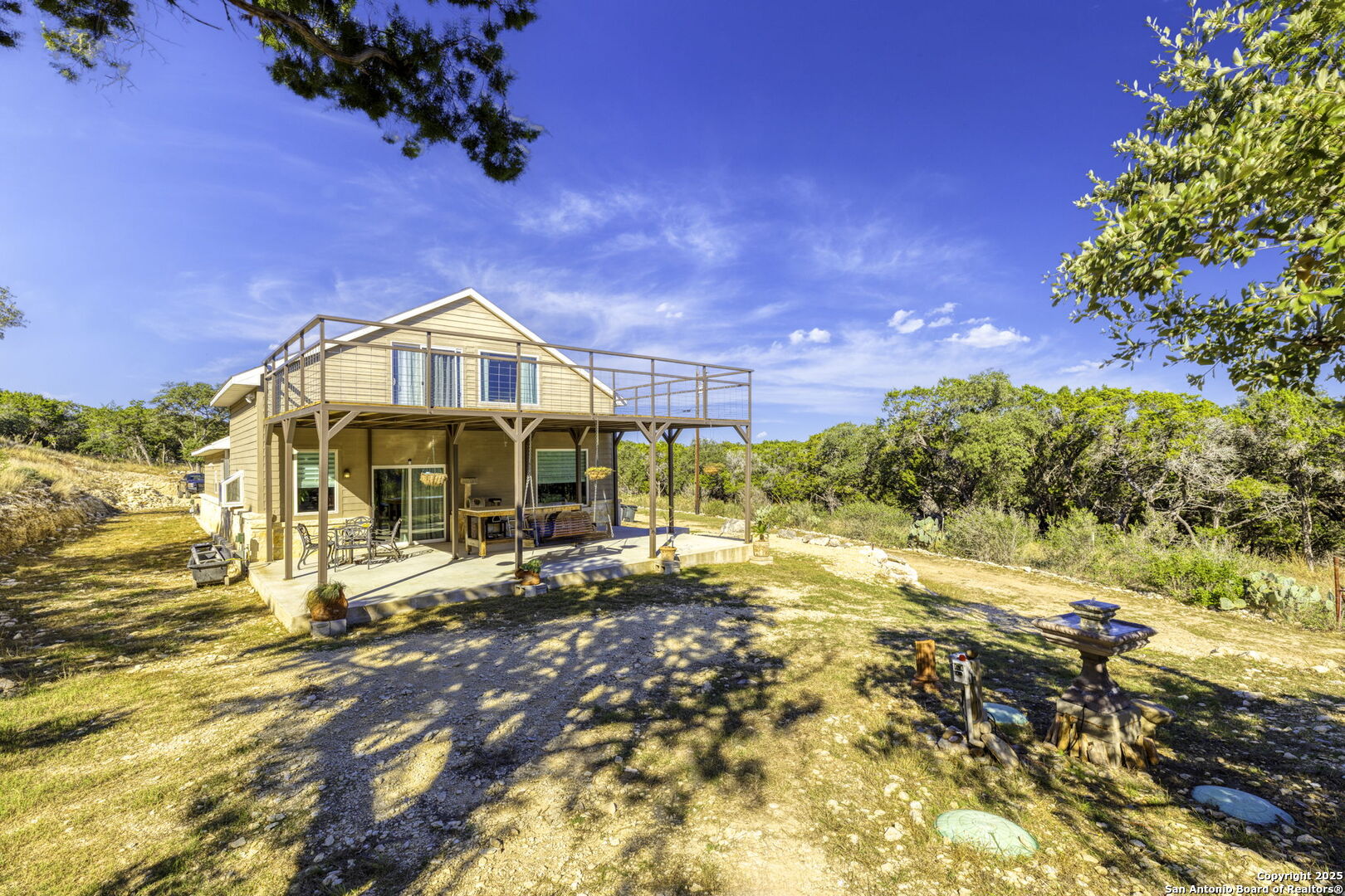 main property photo 32