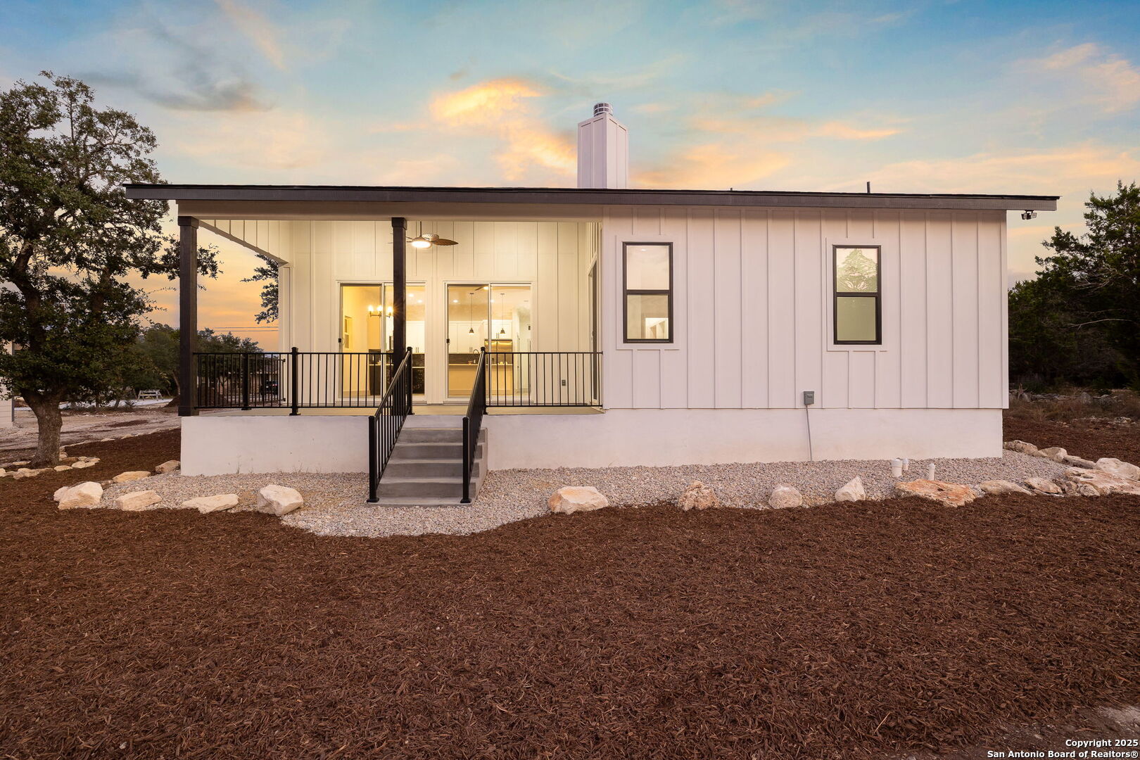 main property photo 36