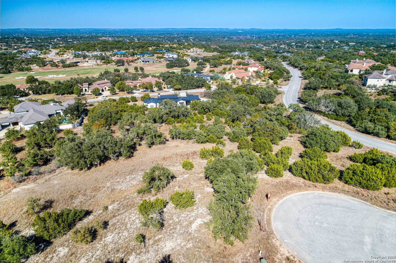 main property photo 14