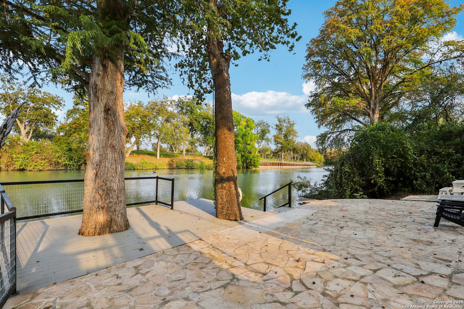 main property photo 38