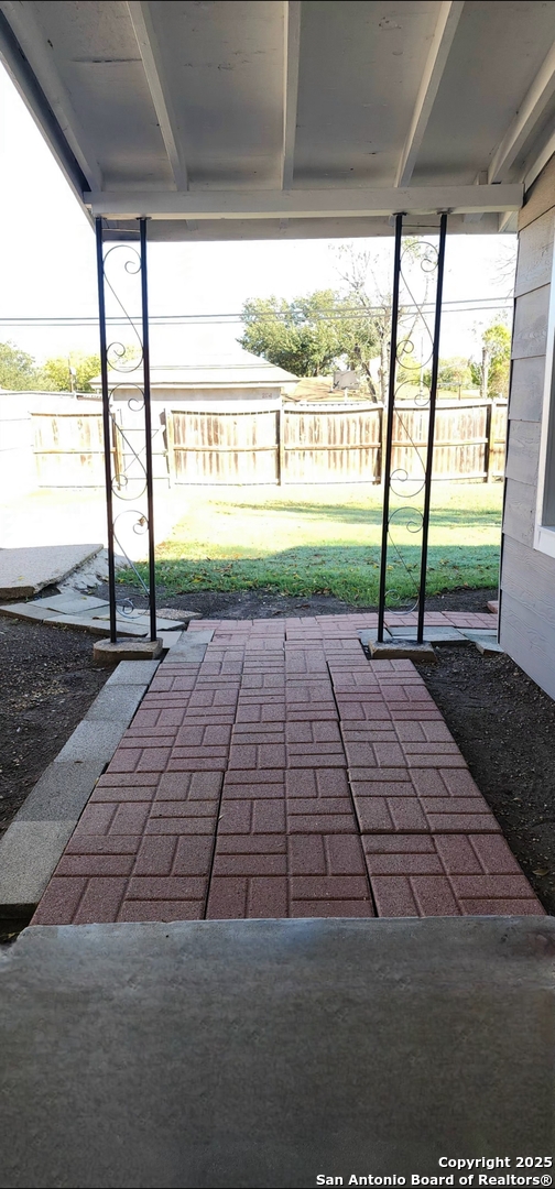 main property photo 31