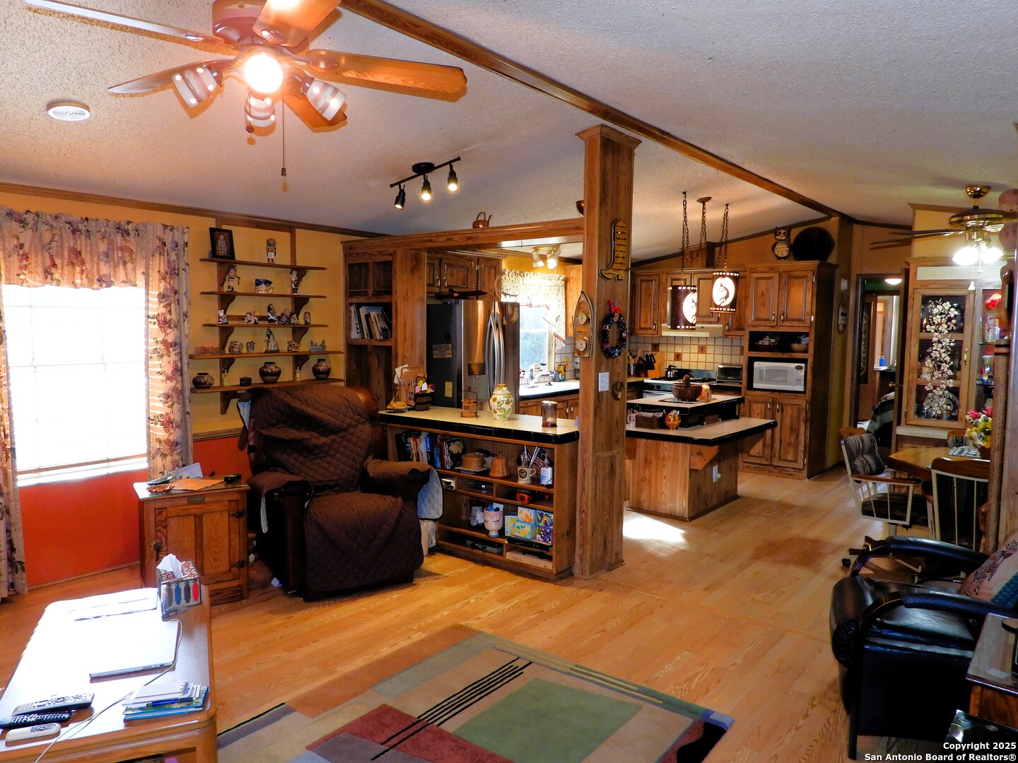 main property photo 15
