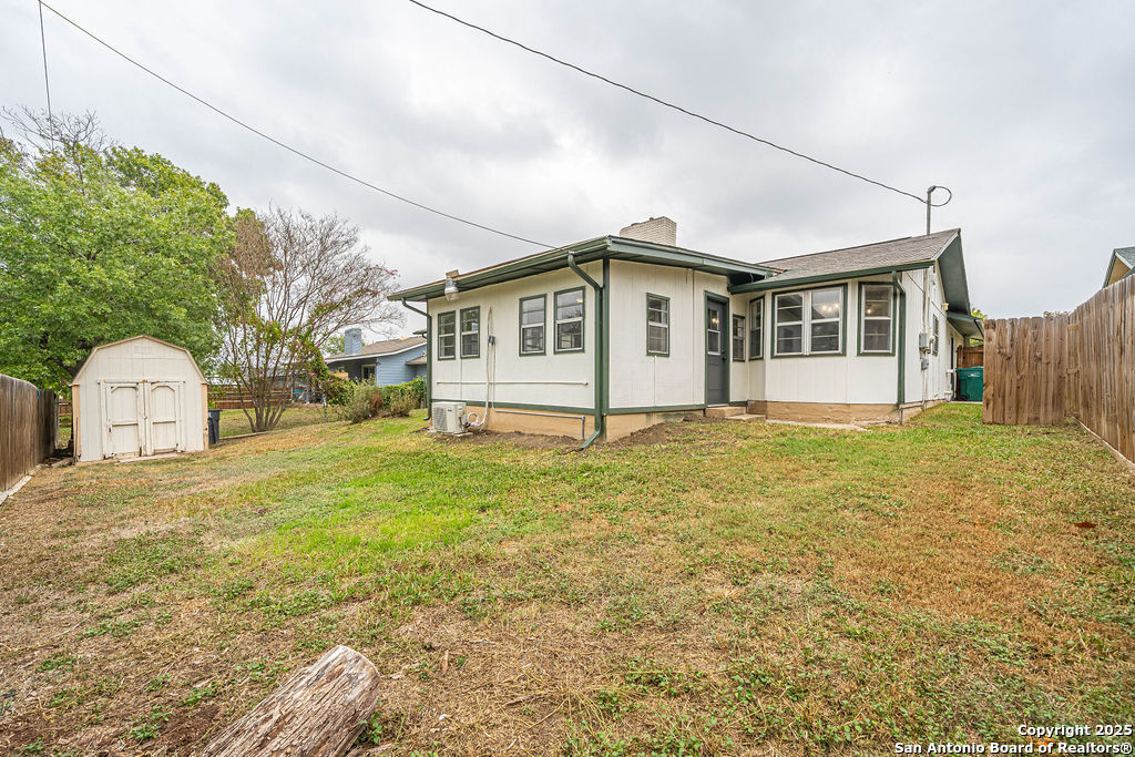 main property photo 28