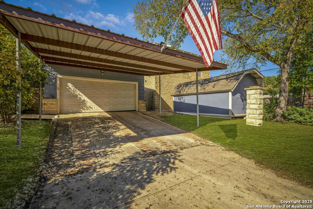 main property photo 38