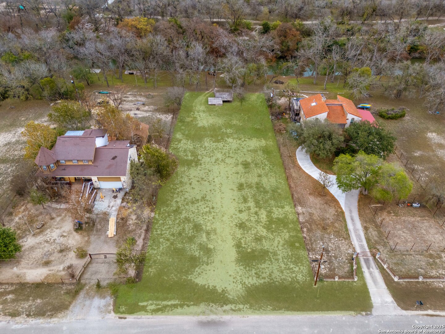 main property photo 7