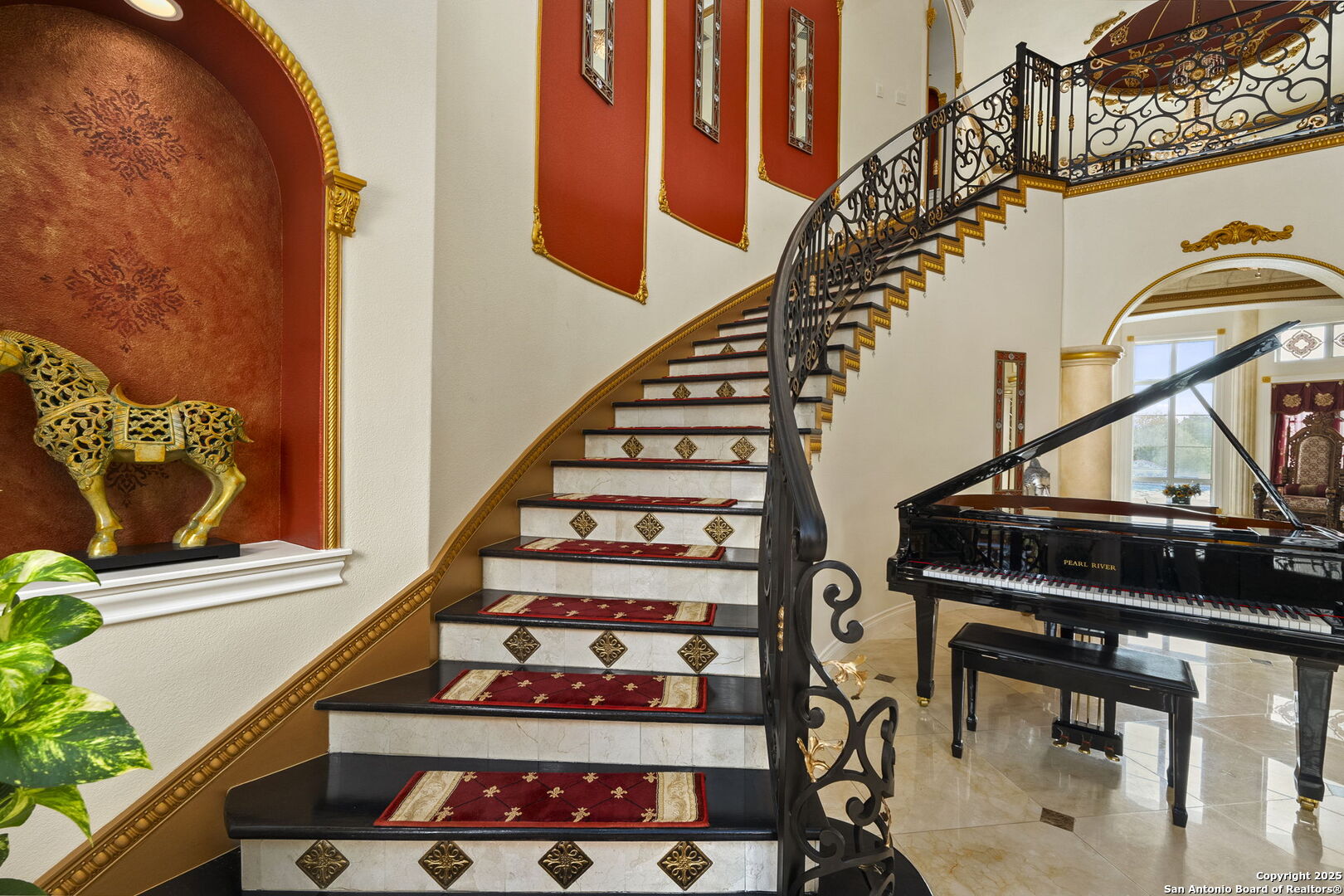 main property photo 16