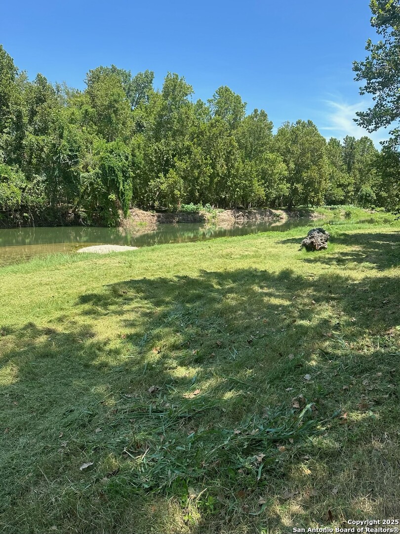 main property photo 9