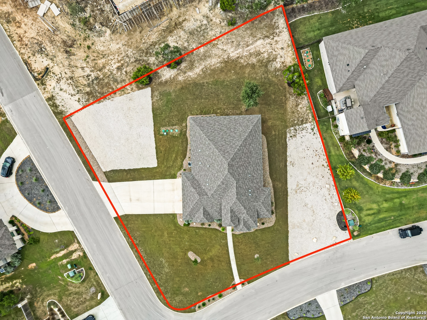 main property photo 41