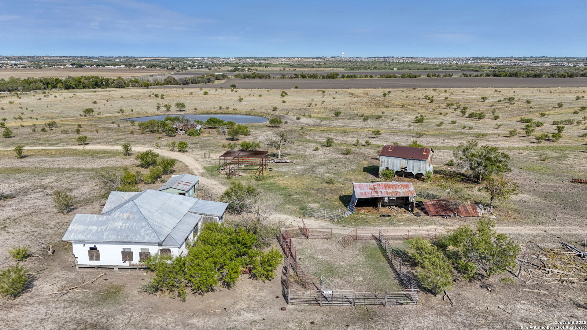 main property photo 20